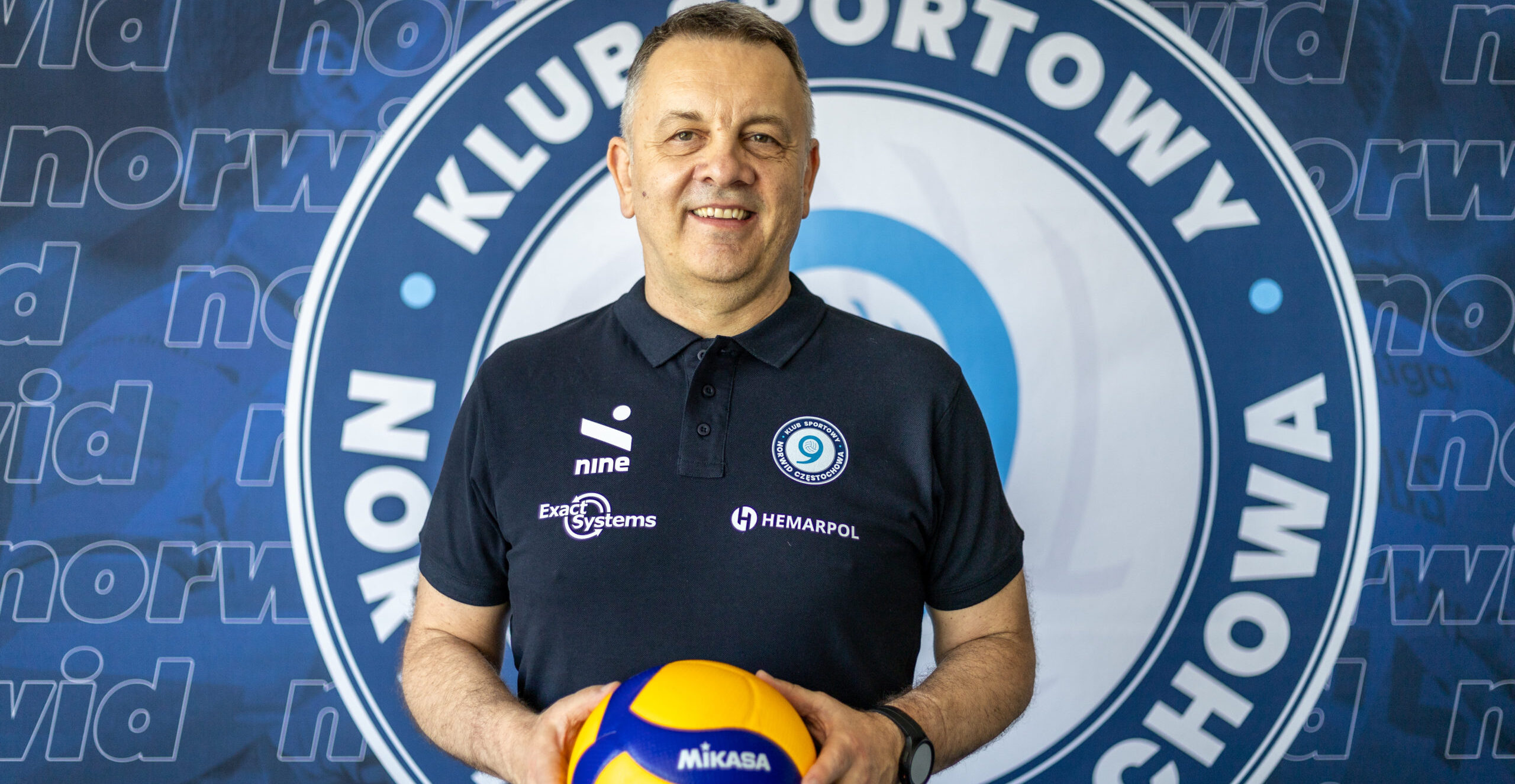 In Igor Kolaković we trust! Legendarny trener obejmuje Norwida!